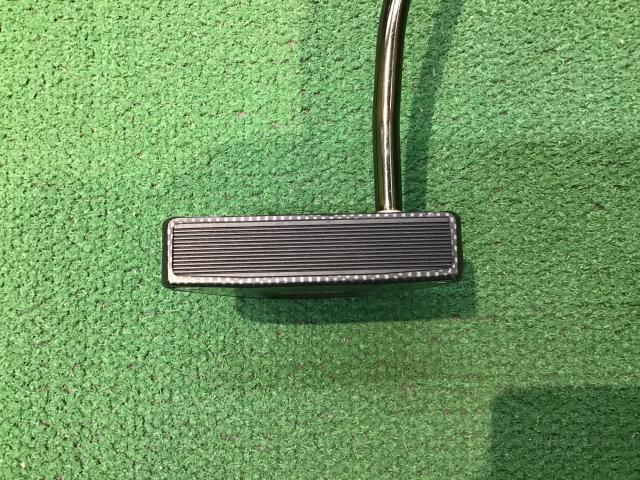 入荷情報】直進性が別次元！！世界初オールカーボンパター『THE